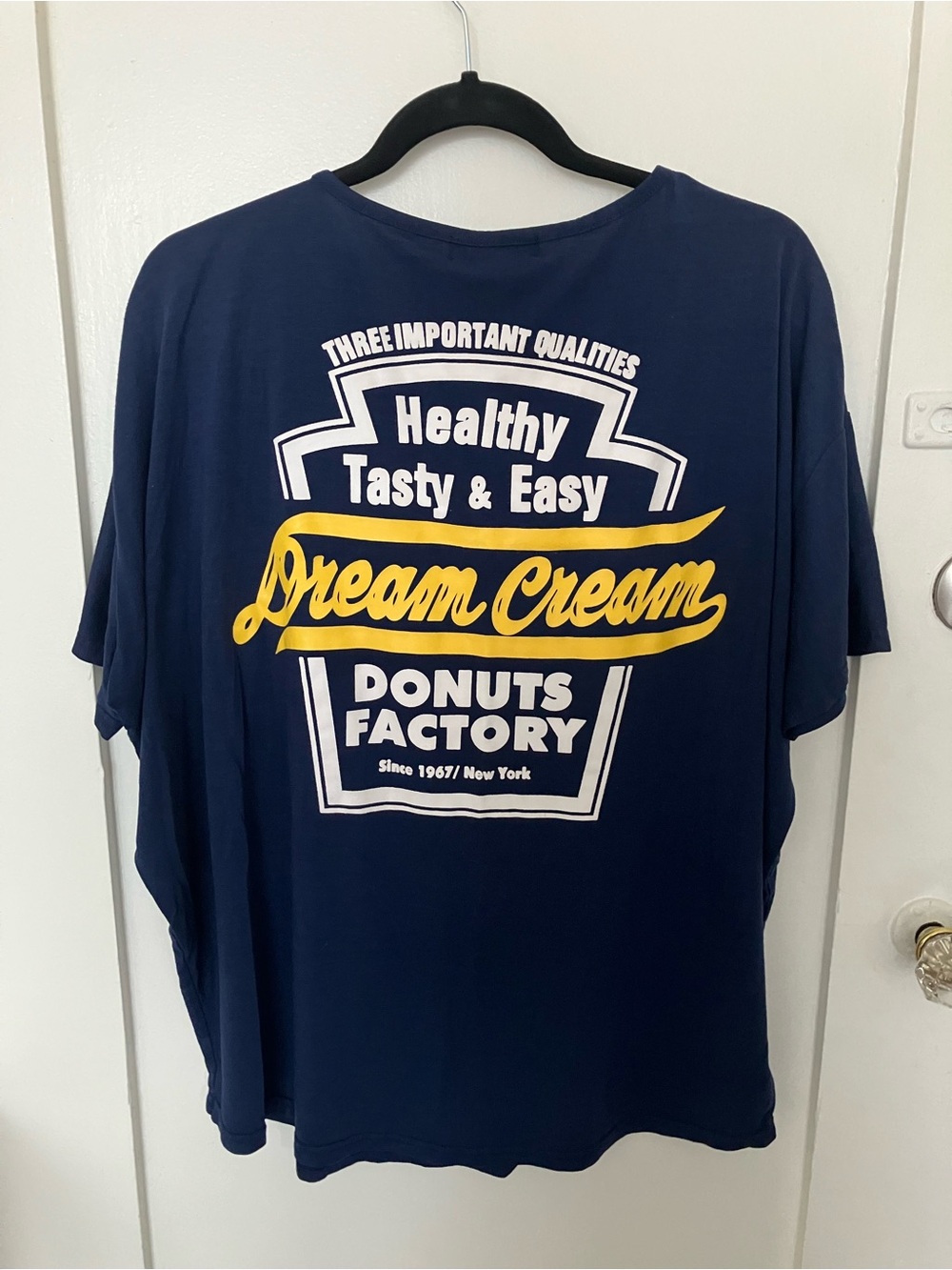 Dream Cream Donuts Factory T-Shirt, size 2XL